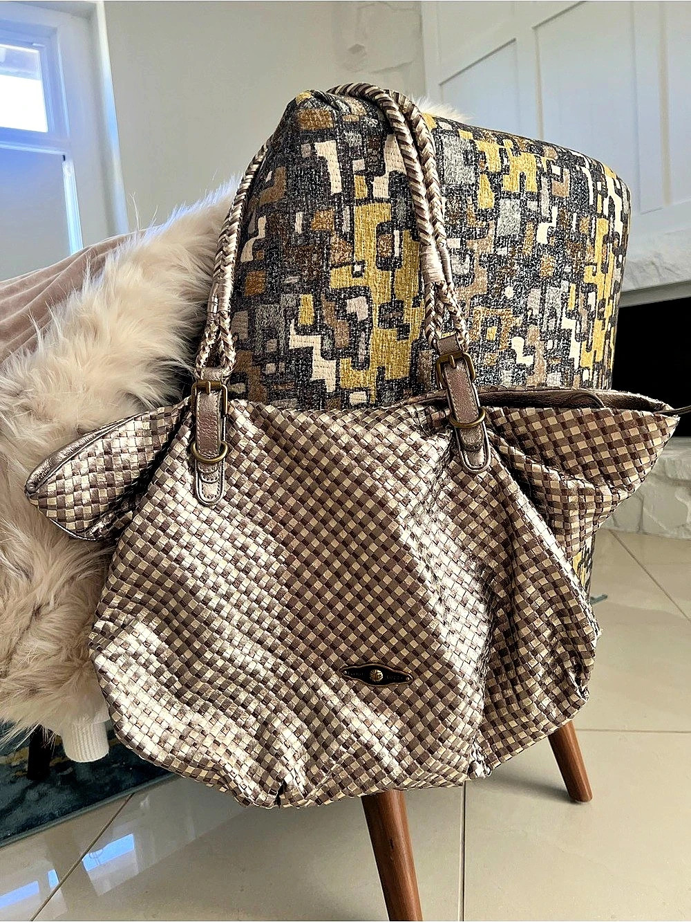 Elliott Lucca Woven Tote in Brown & Gold